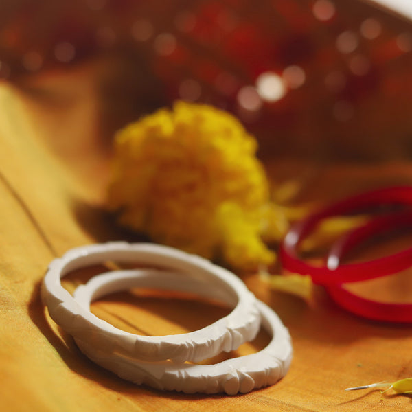 Handcarved Shakha Pola Bangle Pair (2.4 Inch)