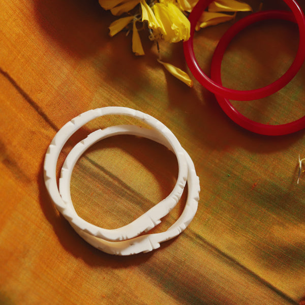 Handcarved Shakha Pola Bangle Pair (2.4 Inch)