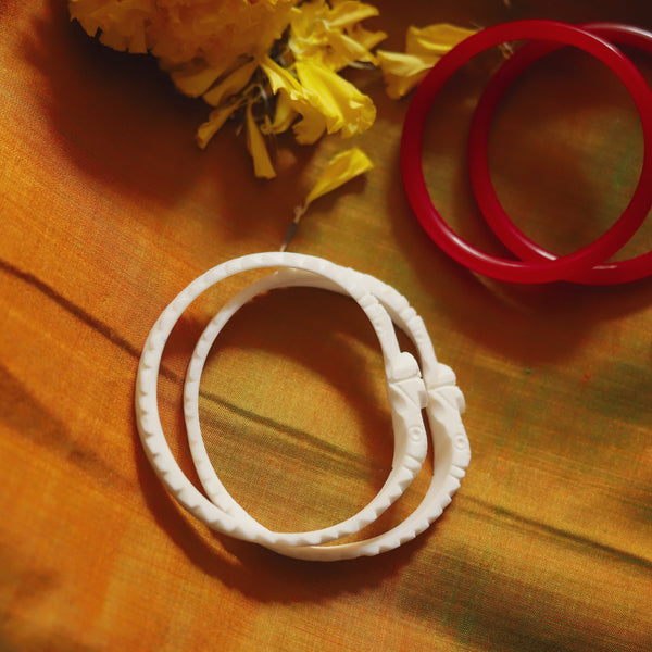 Handcarved Shakha Pola Bangle Pair (2.4 Inch)