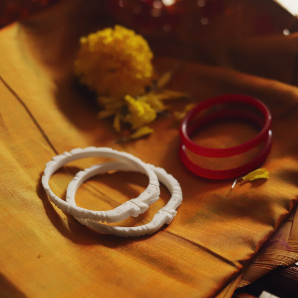 Handcarved Shakha Pola Bangle Pair (2.6 Inch)