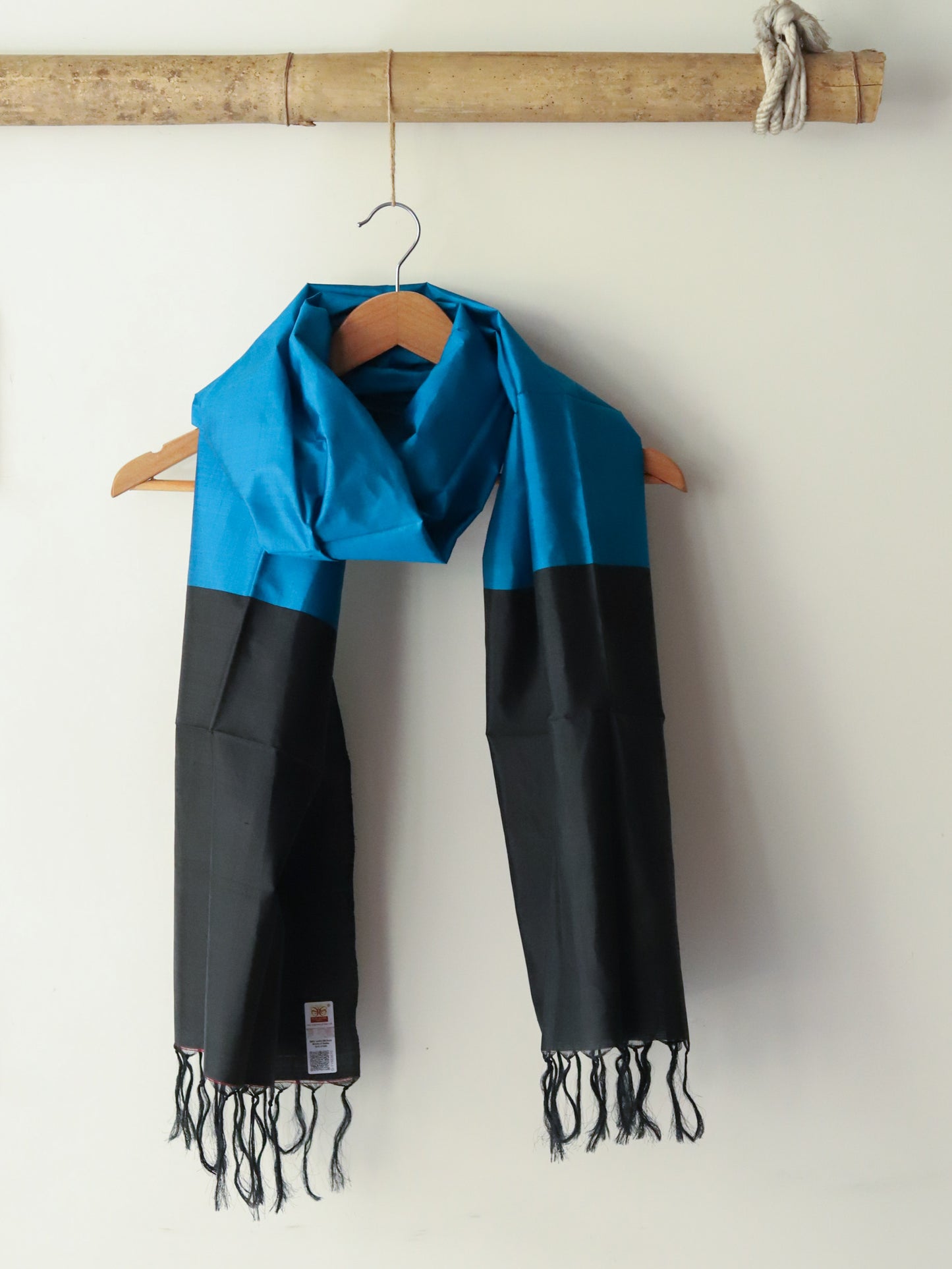 Handwoven Bengal Pure Silk Scarf / Stole