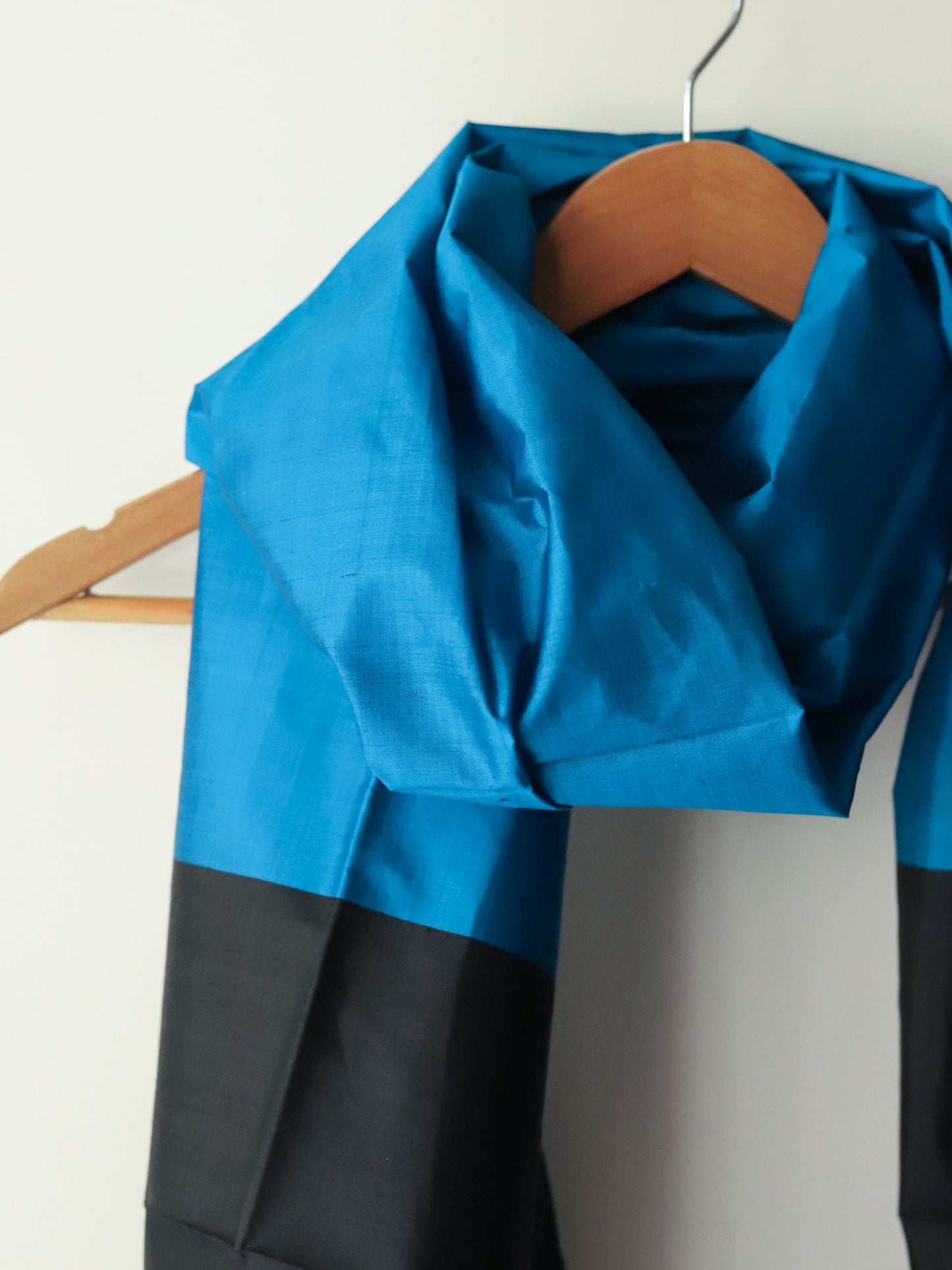 Handwoven Bengal Pure Silk Scarf / Stole