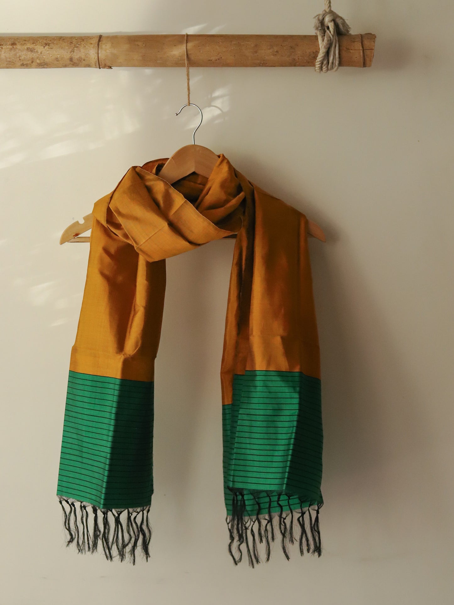 Handwoven Bengal Pure Silk Scarf / Stole