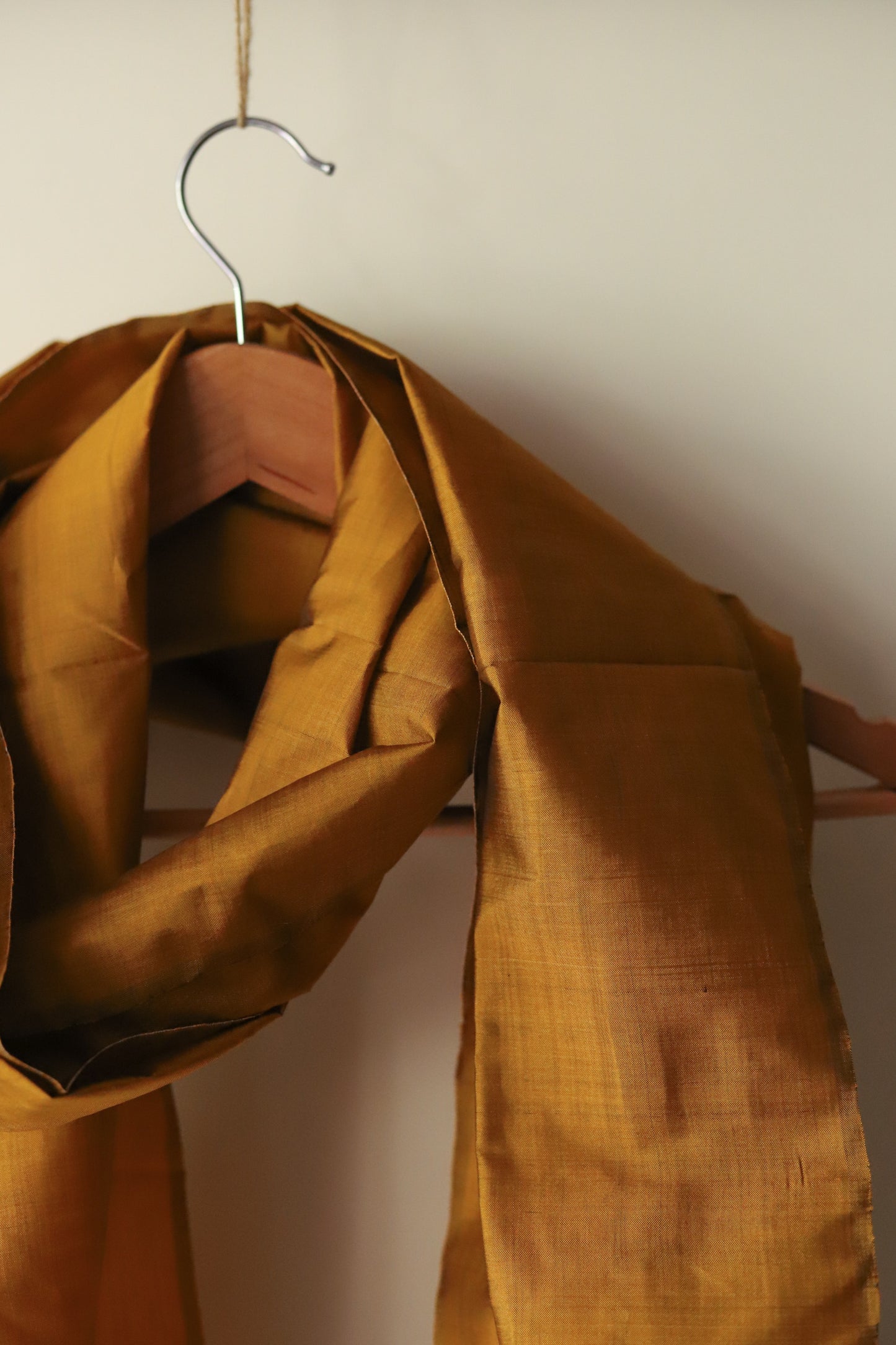 Handwoven Bengal Pure Silk Scarf / Stole
