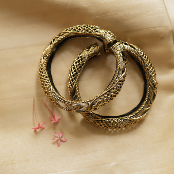 Handmade Dokra Bangle Pair