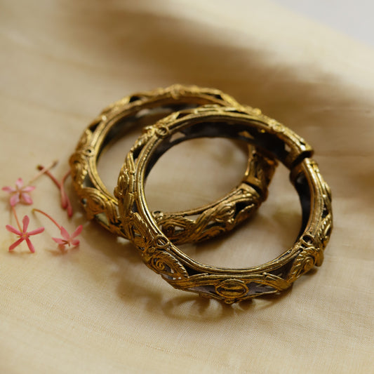 Handmade Dokra Bangle Pair