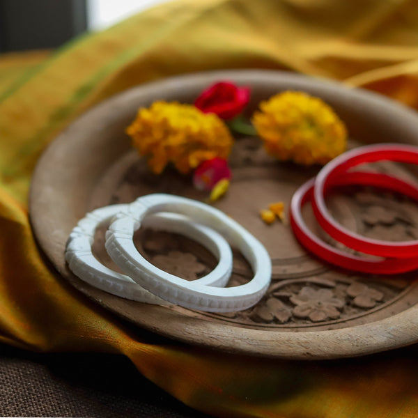 Handcarved Shakha Pola Bangle Pair (2.2 Inch)