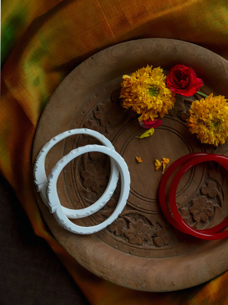 Handcarved Shakha Pola Bangle Pair (2.4 Inch)