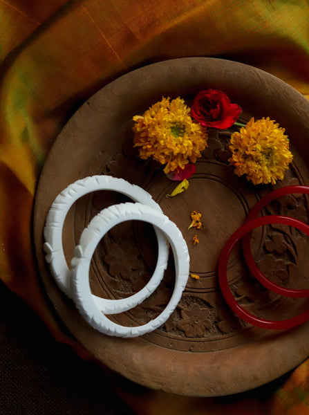 Handcarved Shakha Pola Bangle Pair (2.4 Inch)