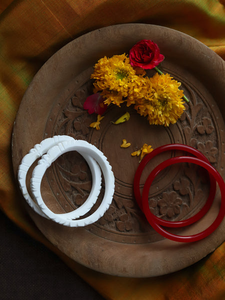 Handcarved Shakha Pola Bangle Pair (2.2 Inch)