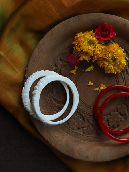 Handcarved Shakha Pola Bangle Pair (2.2 Inch)