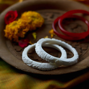 Handcarved Shakha Pola Bangle Pair (2.2 Inch)