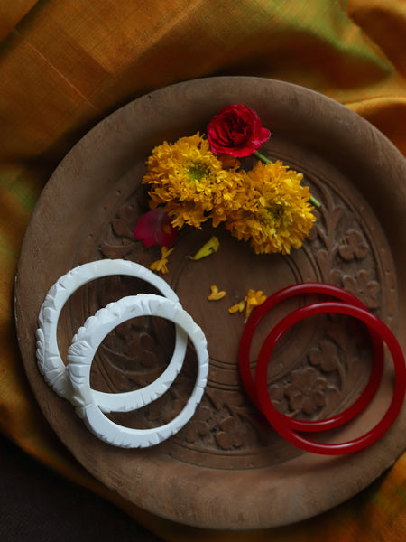 Handcarved Shakha Pola Bangle Pair (2.2 Inch)