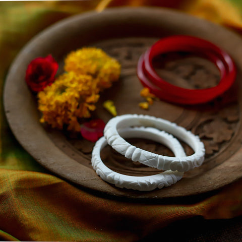 Handcarved Shakha Pola Bangle Pair (2.2 Inch)