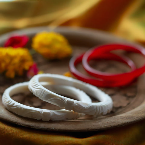 Handcarved Shakha Pola Bangle Pair (2.2 Inch)