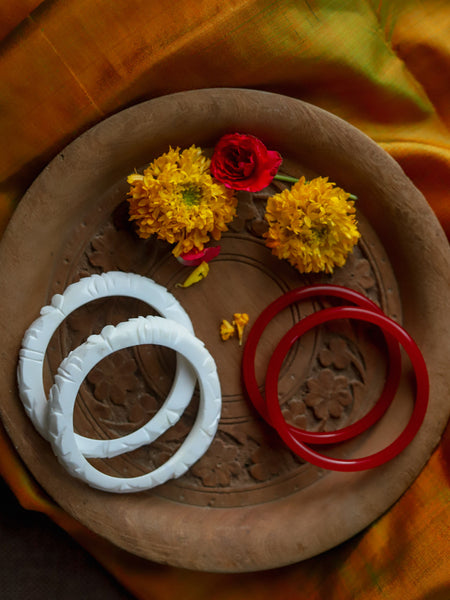 Handcarved Shakha Pola Bangle Pair (2.2 Inch)