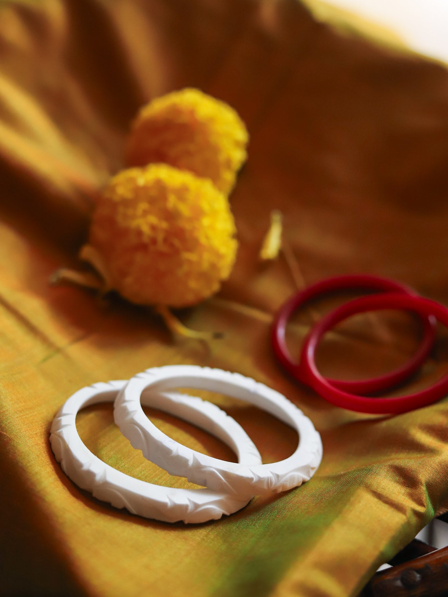 Handcarved Shakha Pola Bangle Pair (2.2 Inch)