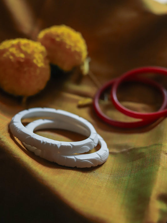 Handcarved Shakha Pola Bangle Pair (2.6 Inch)