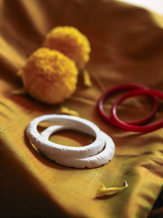 Handcarved Shakha Pola Bangle Pair (2.2 Inch)