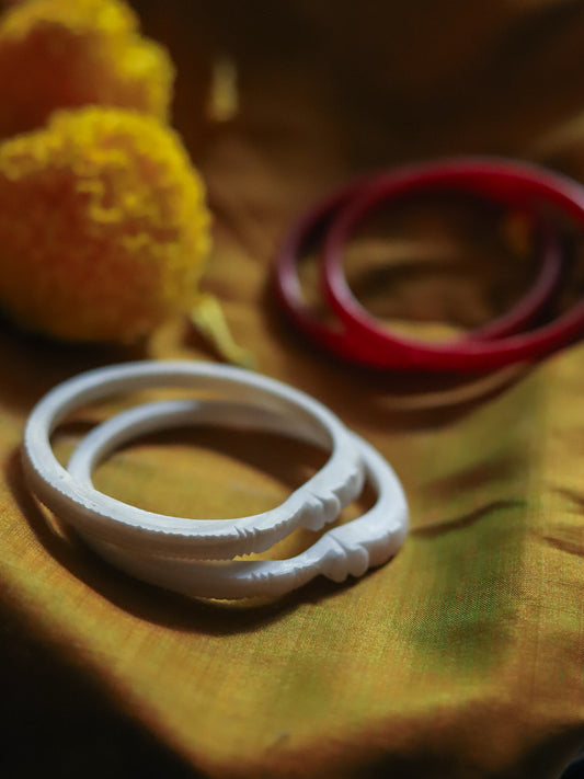 Handcarved Shakha Pola Bangle Pair (2.8 Inch)