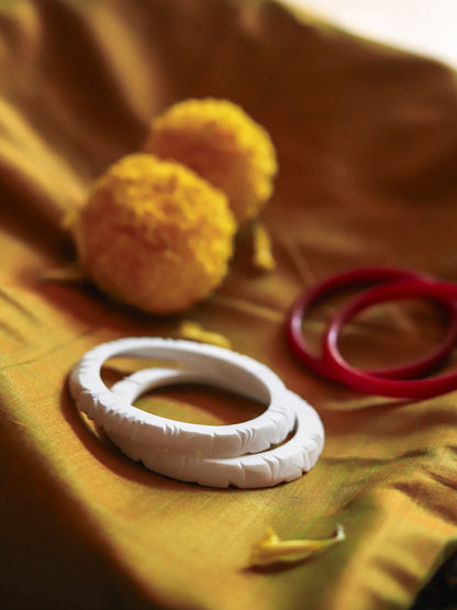 Handcarved Shakha Pola Bangle Pair (2.2 Inch)