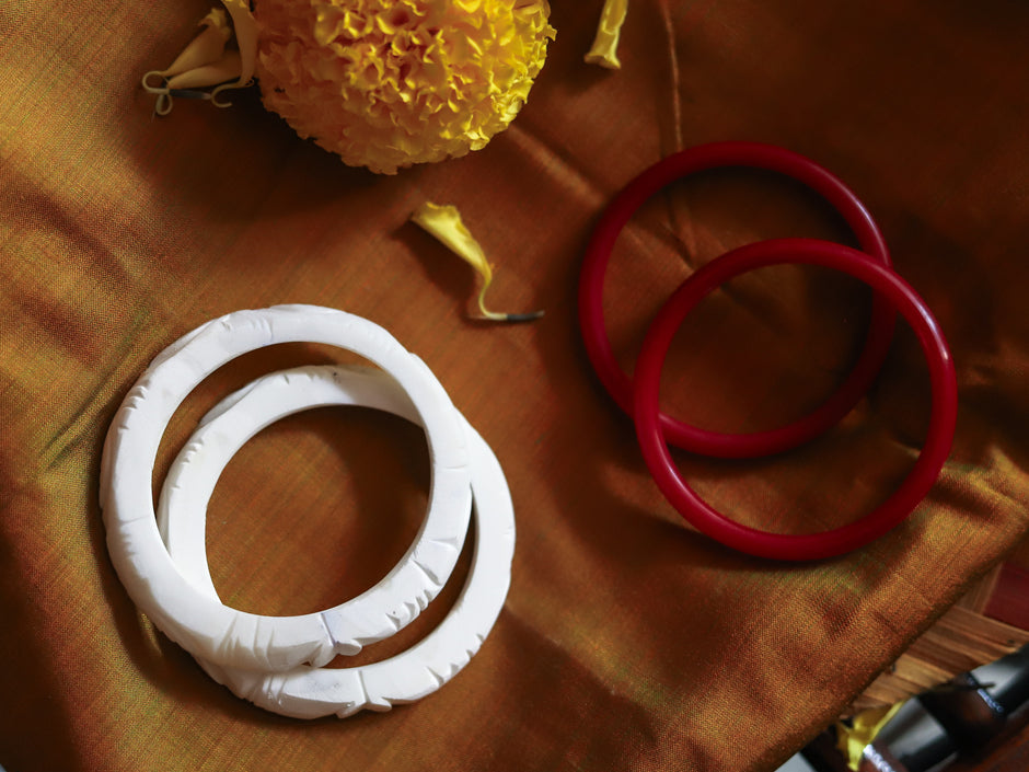 Shakha Pola Bangles | Traditional Bengali Conch & Coral – BONGONIKETAN