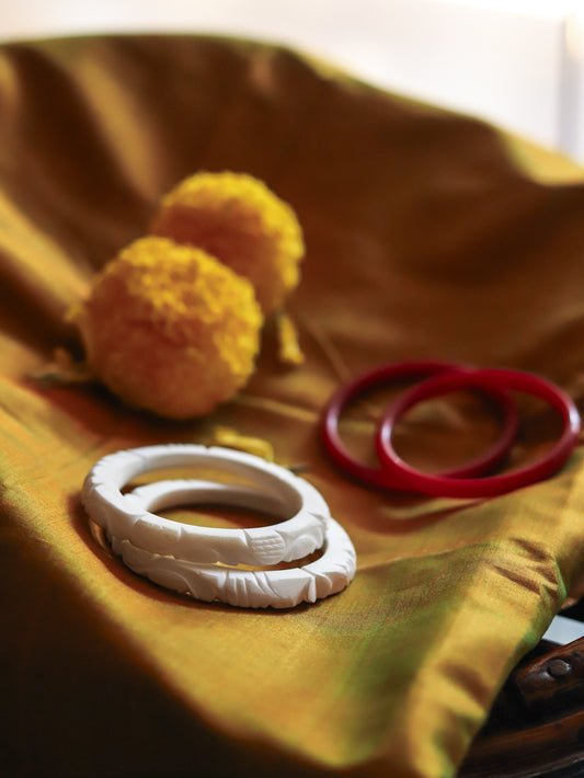 Handcarved Shakha Pola Bangle Pair (2.2 Inch)