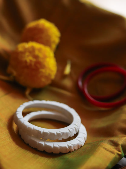 Handcarved Shakha Pola Bangle Pair (2.2 Inch)