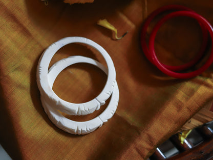 Handcarved Shakha Pola Bangle Pair (2.2 Inch)