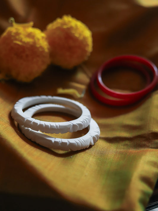 Handcarved Shakha Pola Bangle Pair (2.4 Inch)