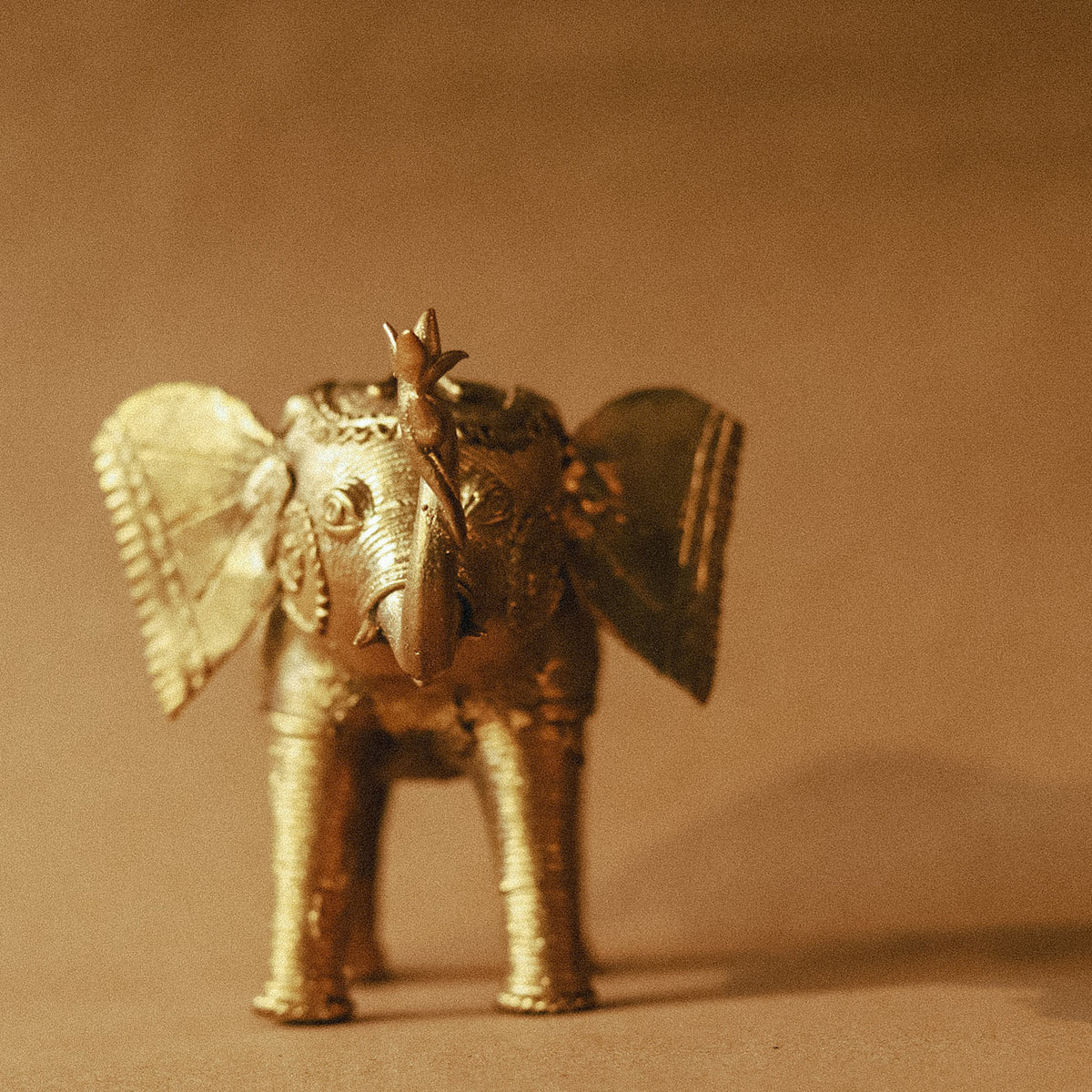 Handmade Dokra Elephant Miniature – BONGONIKETAN