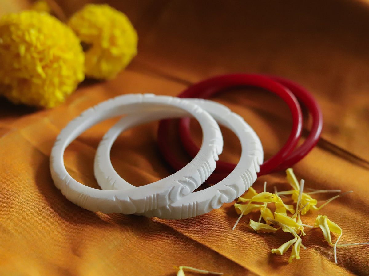 Handcarved Shakha Pola (2.6 Inch)