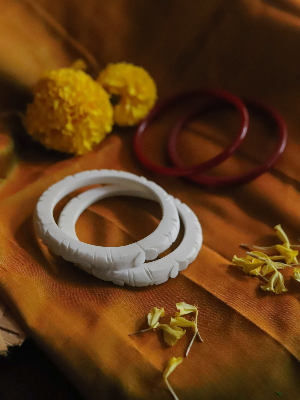 Handcarved Shakha Pola (2.4 Inch)