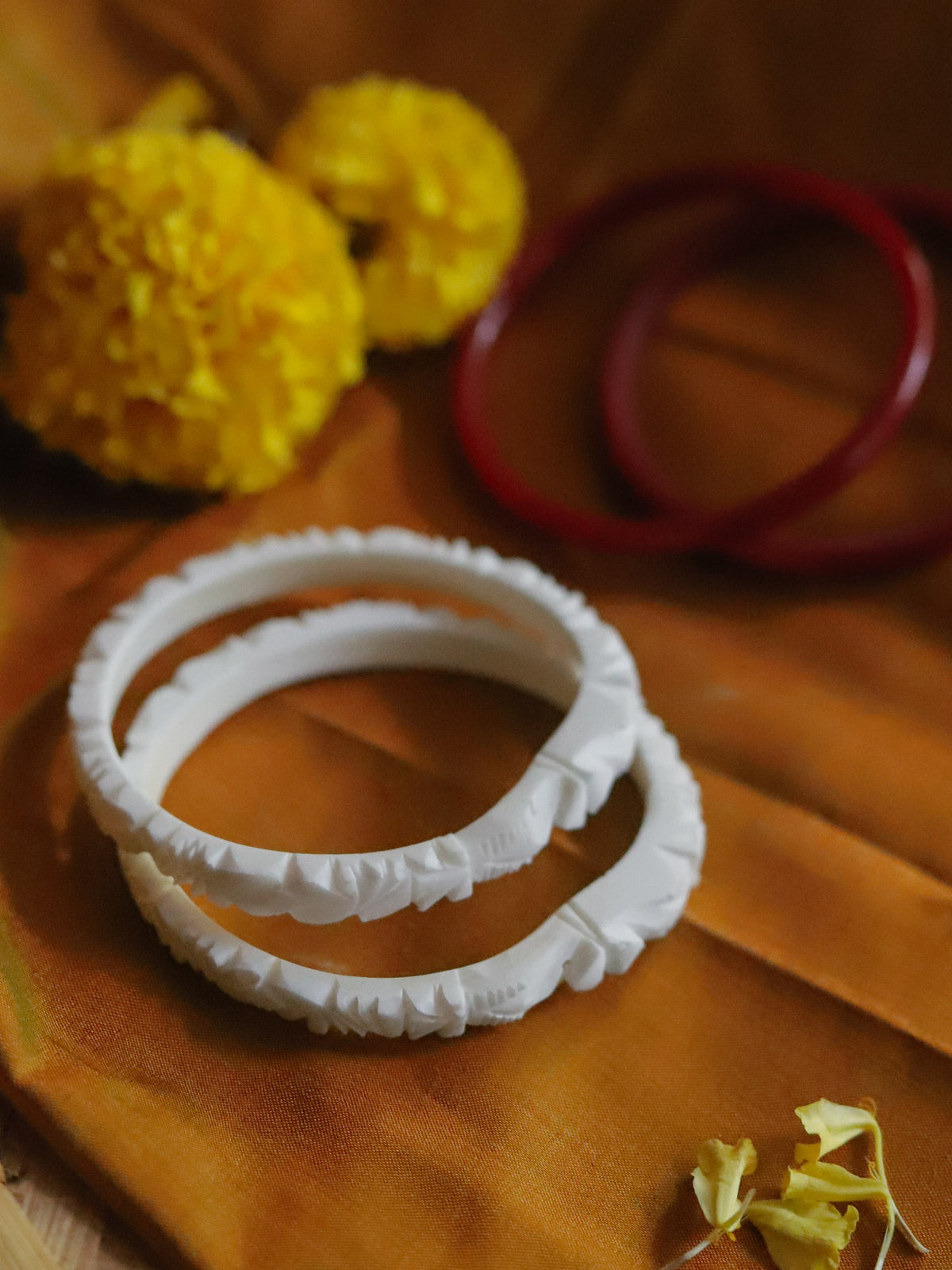 Handcarved Shakha Pola (2.4 Inch)