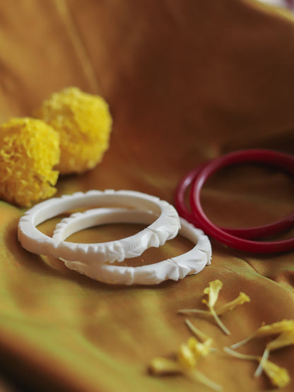Handcarved Shakha Pola (2.4 Inch)