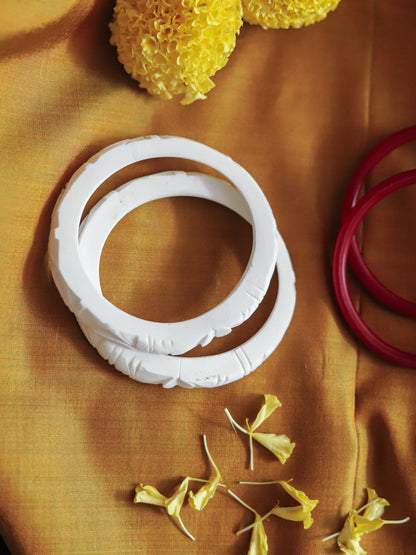 Handcarved Shakha Pola (2.4 Inch)
