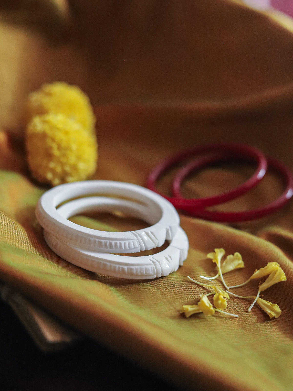 Handcarved Shakha Pola (2.4 Inch)