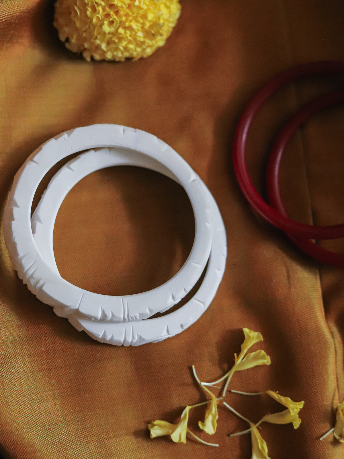 Handcarved Shakha Pola (2.4 Inch)