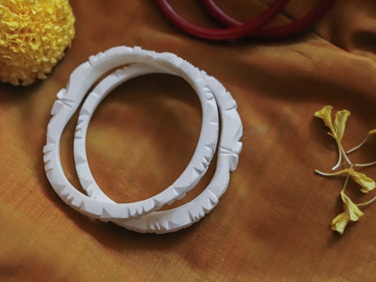 Handcarved Shakha Pola (2.4 Inch)