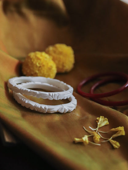 Handcarved Shakha Pola (2.4 Inch)