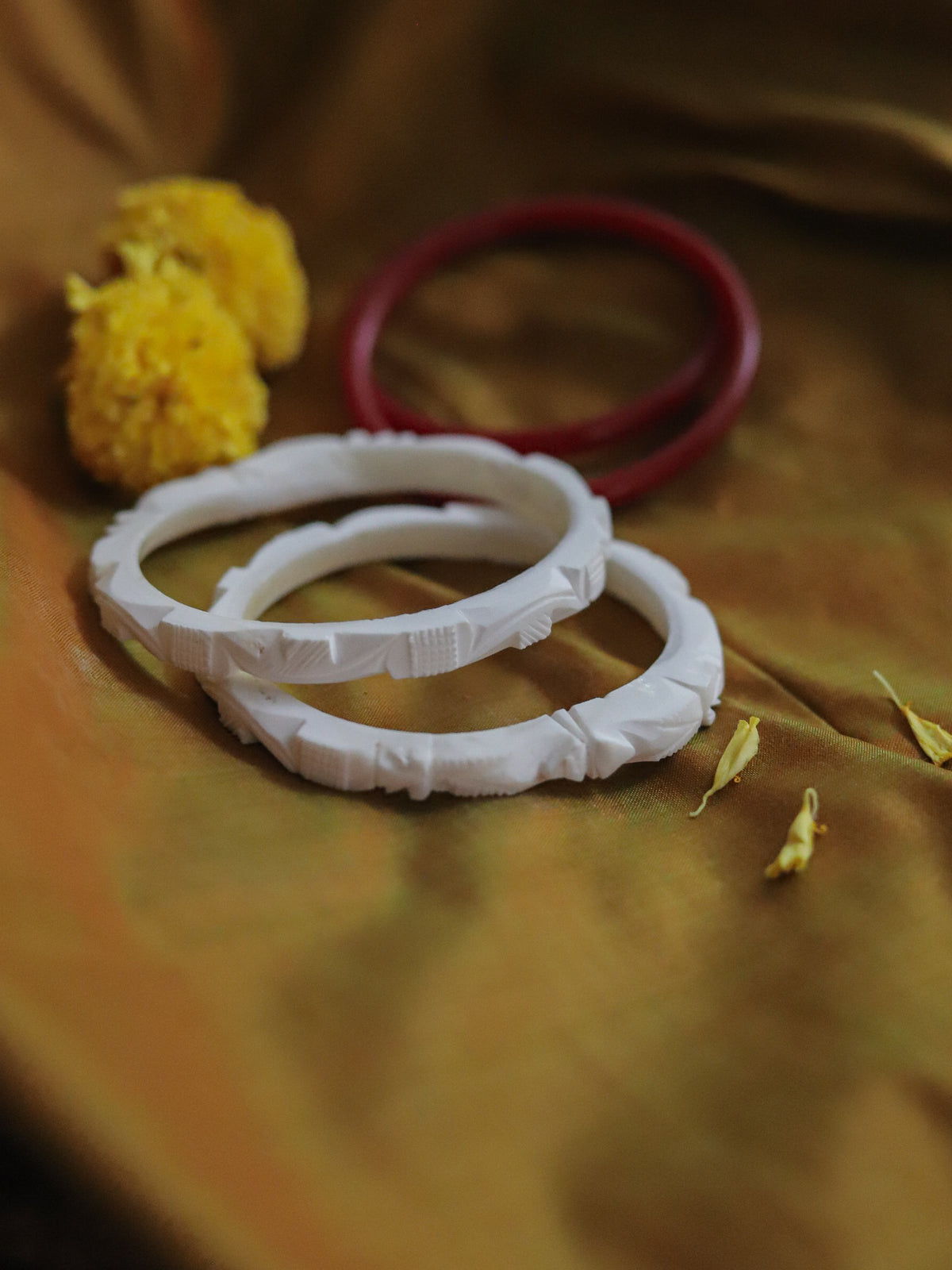 Handcarved Shakha Pola (2.4 Inch)
