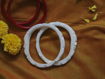 Handcarved Shakha Pola (2.4 Inch)