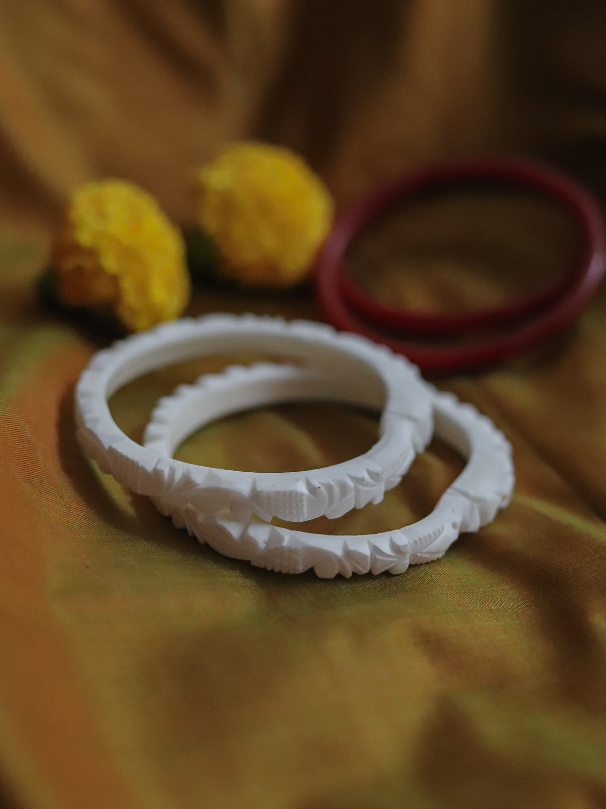 Handcarved Shakha Pola (2.4 Inch)