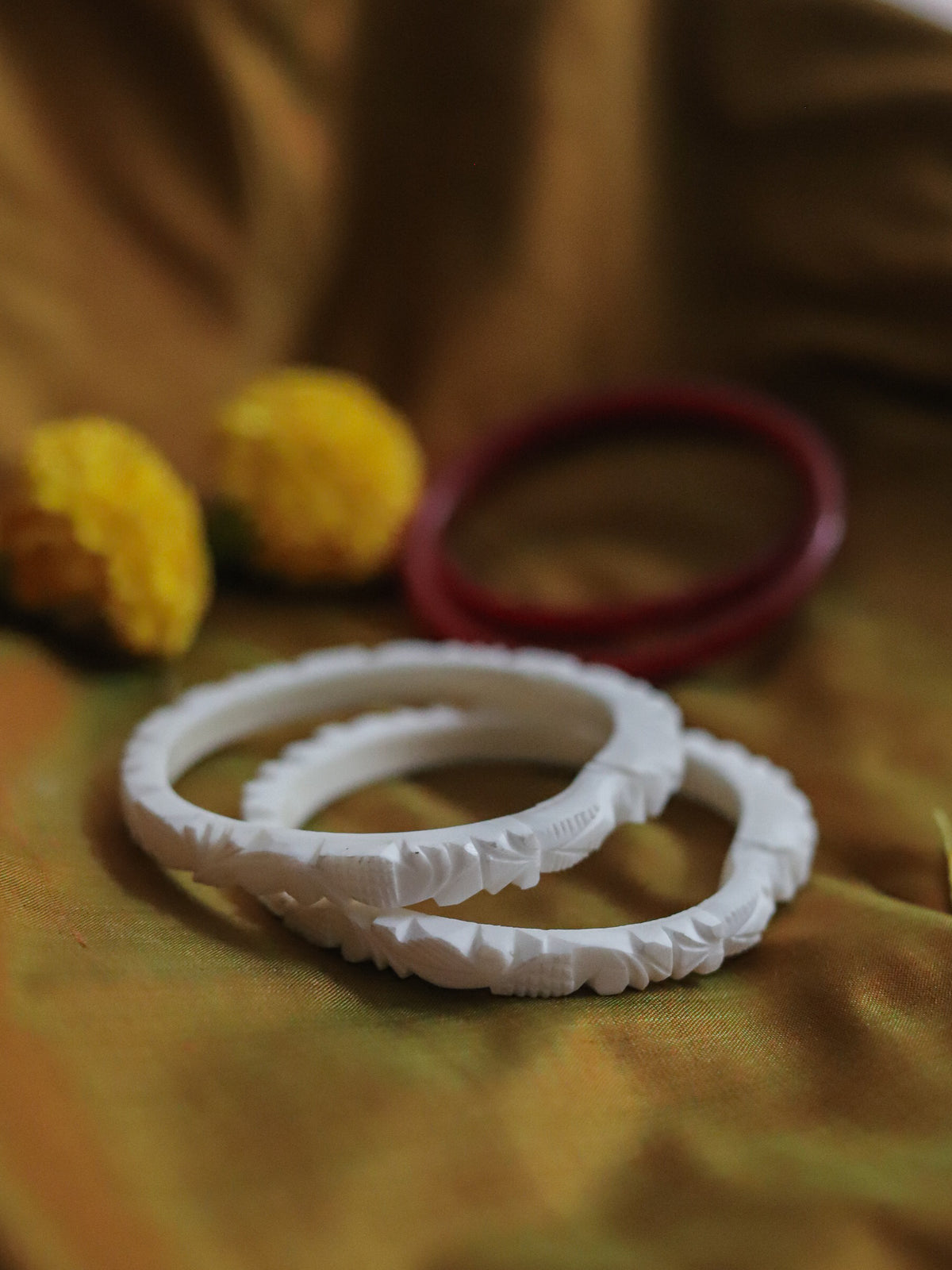 Handcarved Shakha Pola (2.4 Inch)
