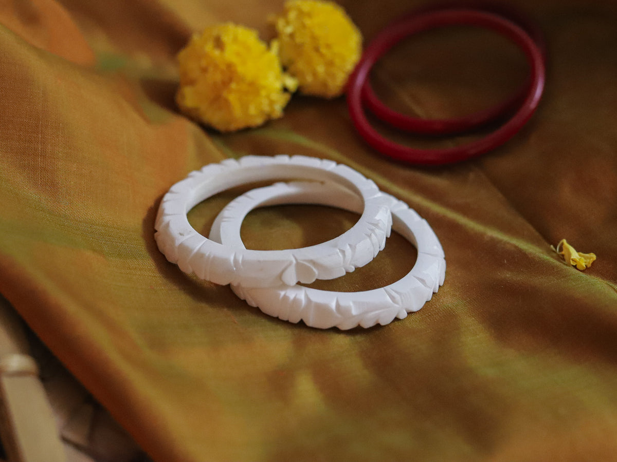 Handcarved Shakha Pola (2.0 Inch)