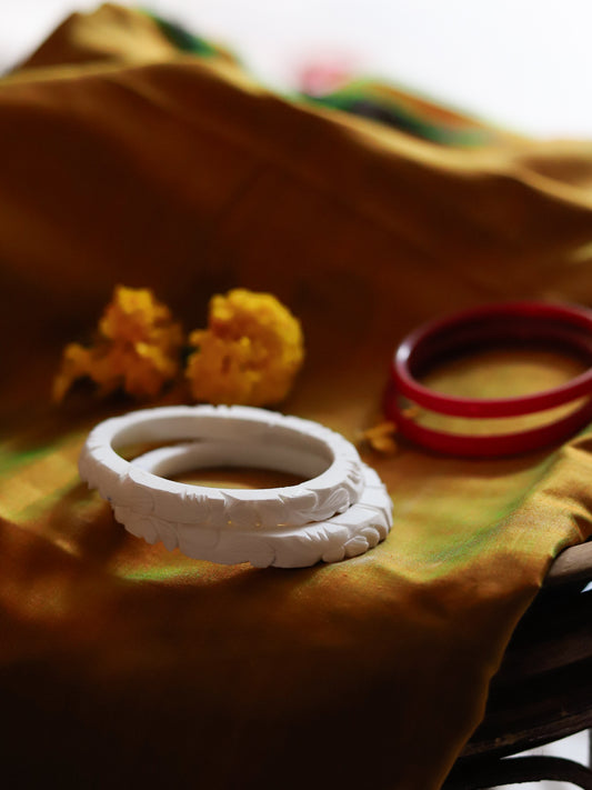 Handcarved Shakha Pola Bangle Pair (2.4 Inch)