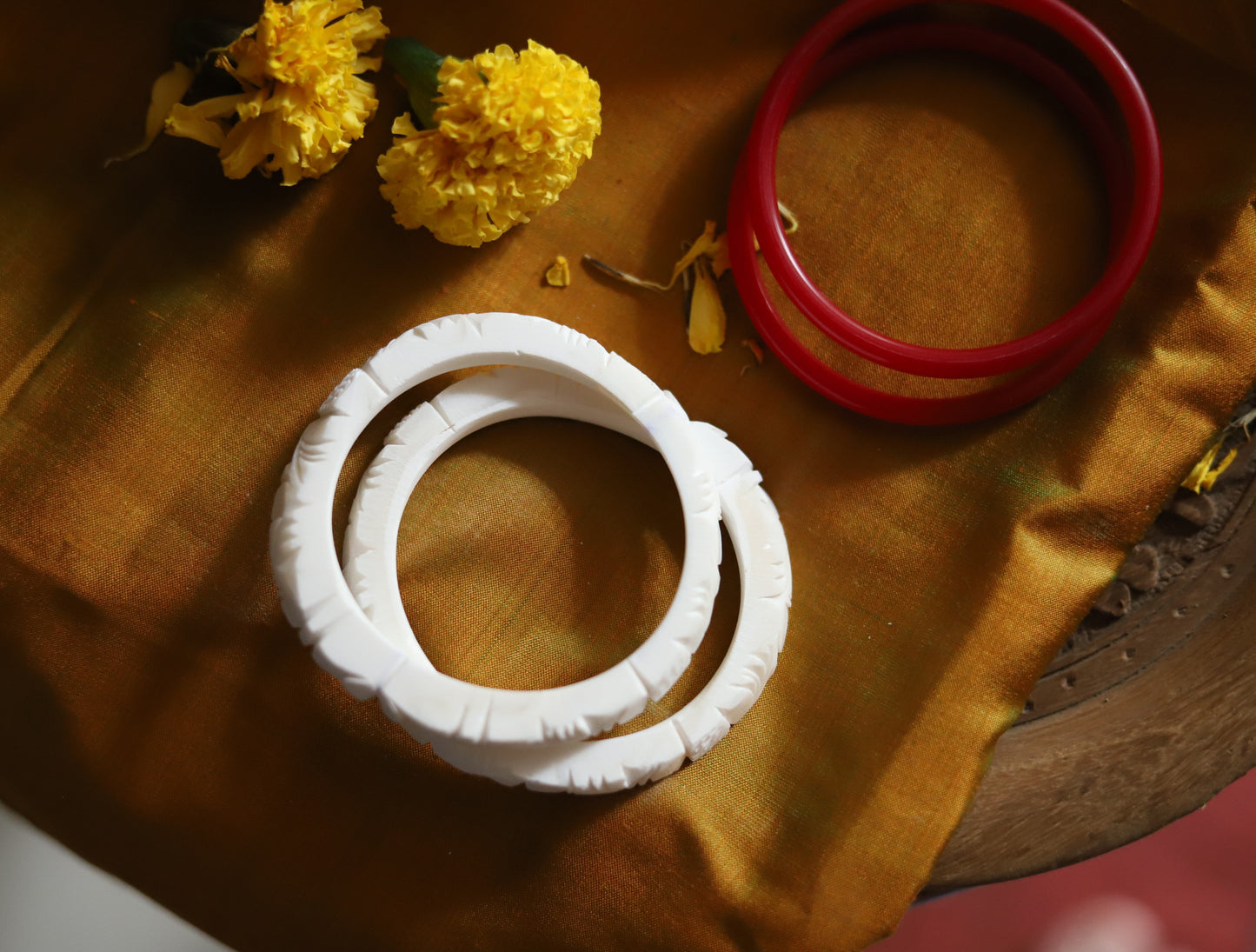 Handcarved Shakha Pola Bangle Pair (2.4 Inch)