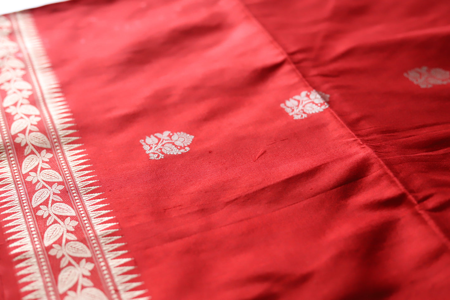 Bengal Handwoven Benarasi Silk Saree