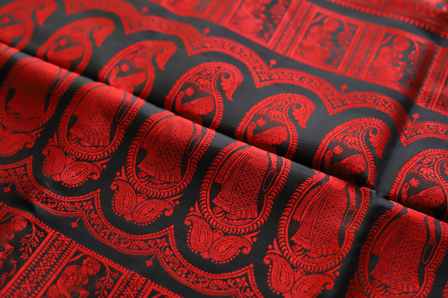 Bengal Handwoven Baluchari Silk Saree