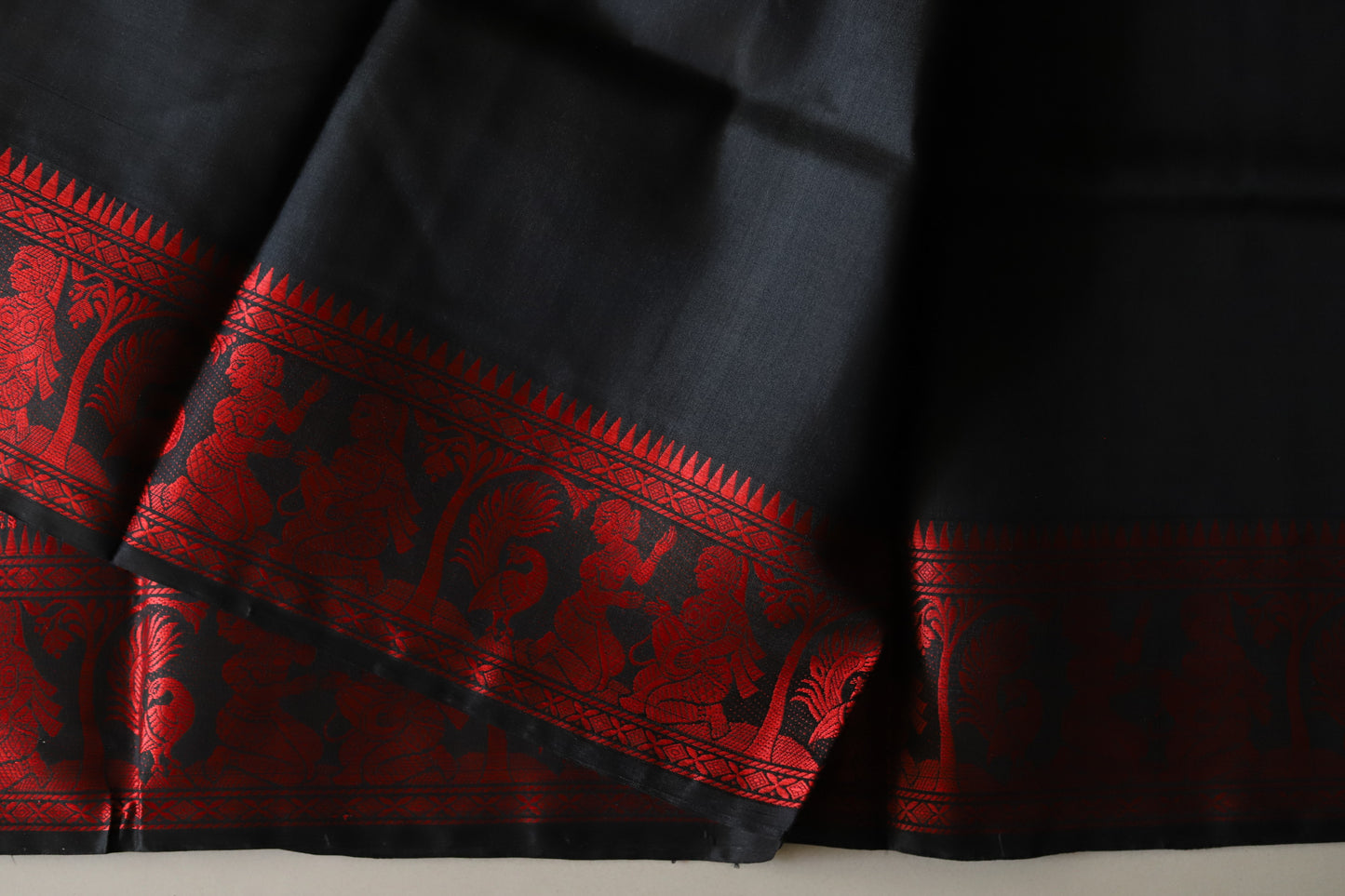 Bengal Handwoven Baluchari Silk Saree